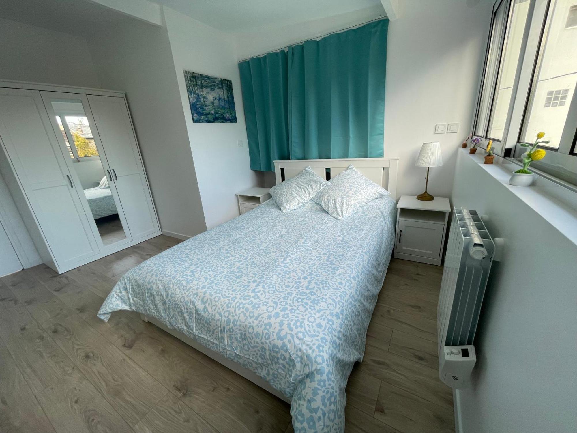 Appartement Avec Terrasse Et Ciel Etoile ! Noisy-le-Sec Luaran gambar