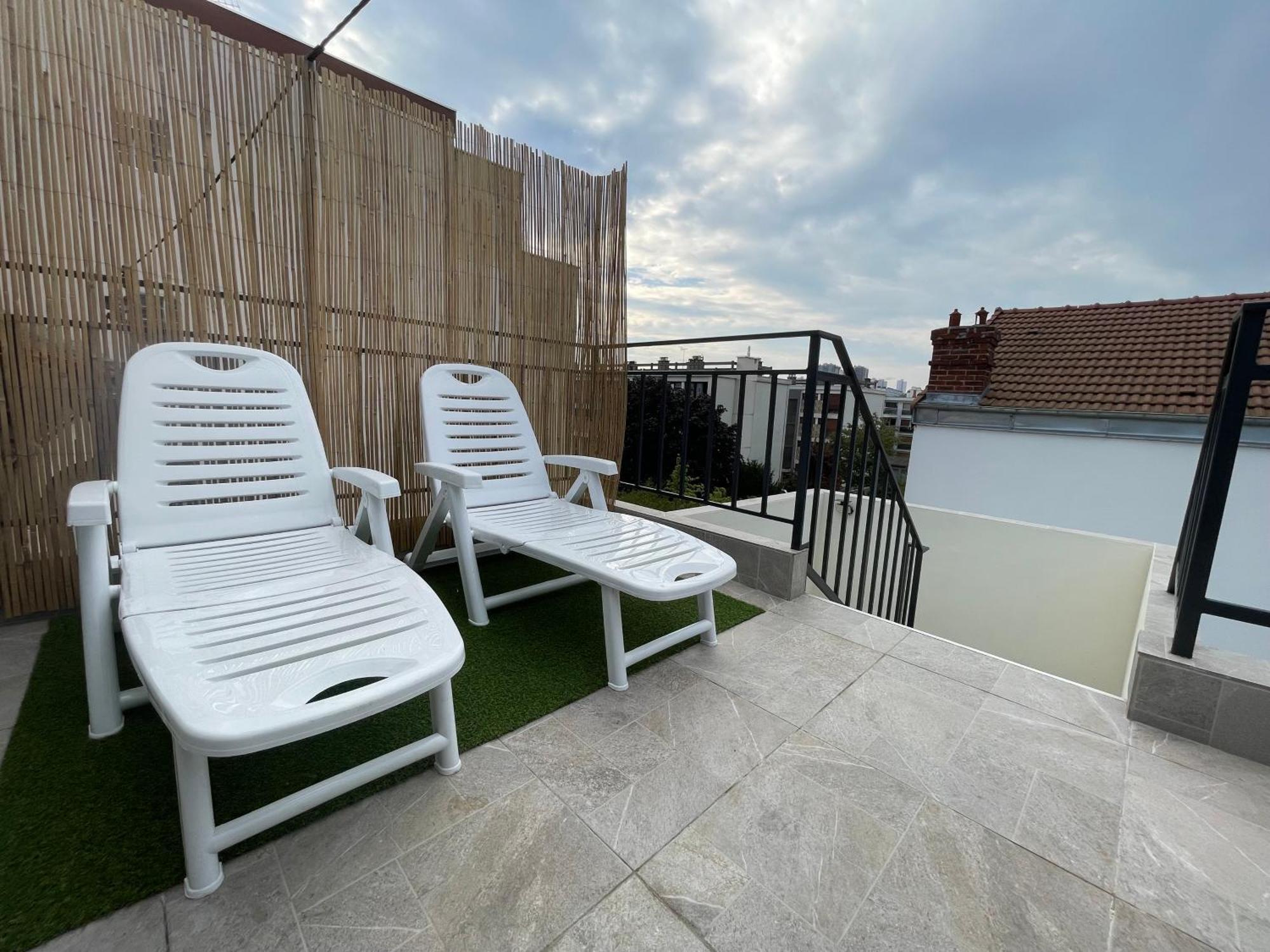 Appartement Avec Terrasse Et Ciel Etoile ! Noisy-le-Sec Luaran gambar